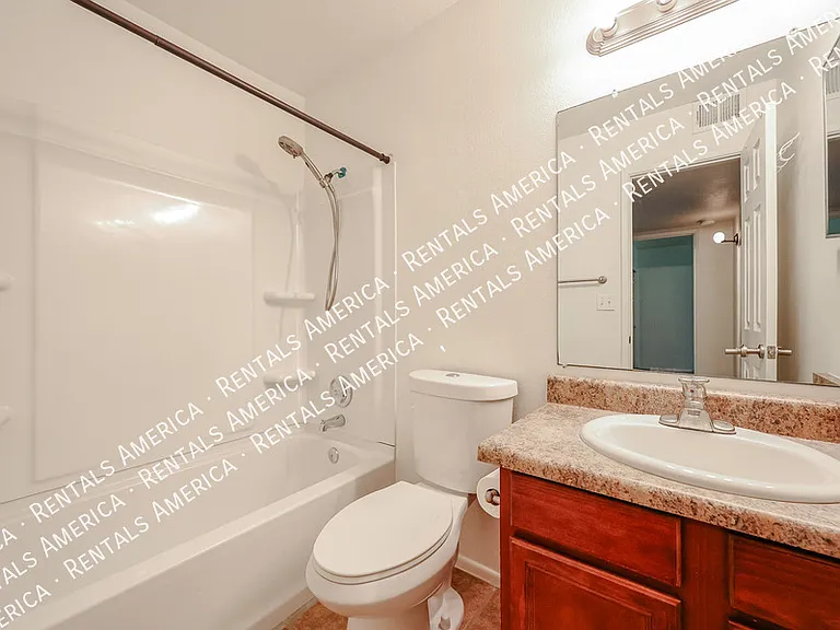 1254 N 85th Pl — Photo 14