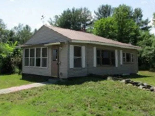66 Indian Brook Rd, Essex Jct, VT 05452