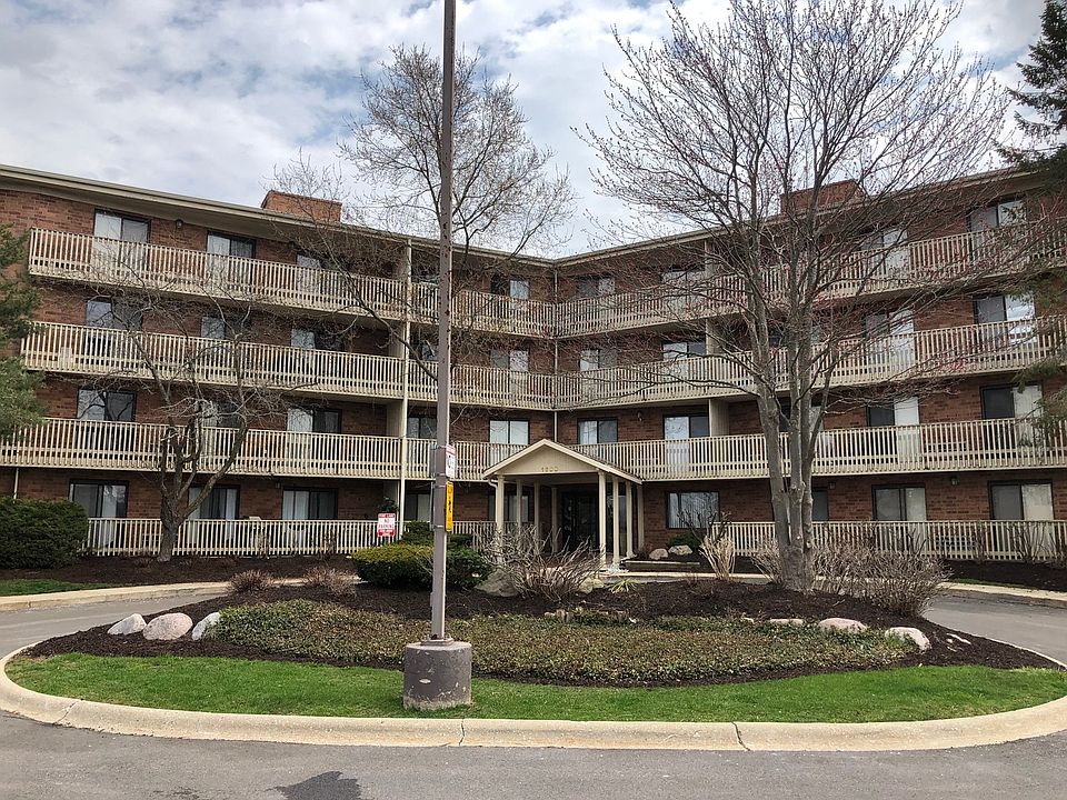 1st image of 1600 Wedgewood Dr APT 204