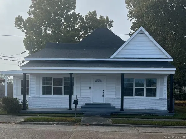 101 W Center St, Dequincy, LA 70633