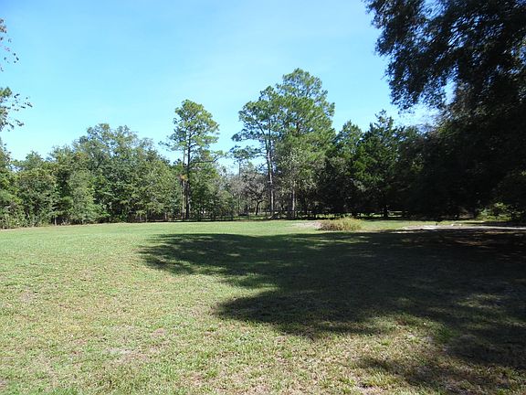 4th image of 2437 Gladiolus Ave