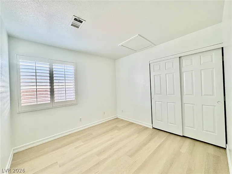 4544 Crimson Leaf Dr — Photo 10