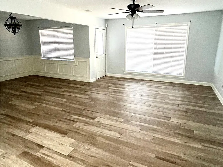2719 Tinechester Dr — Photo 11