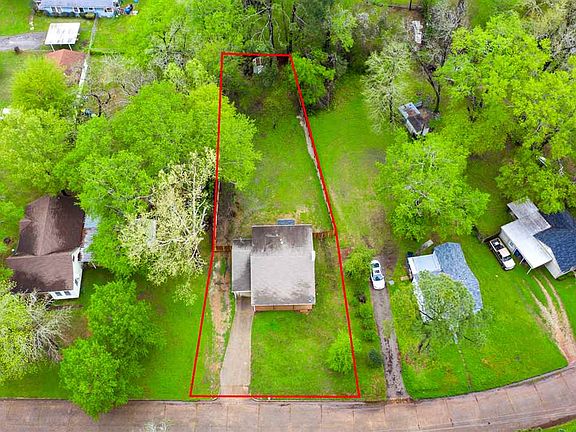 3rd image of 421 Turkey Creek Dr