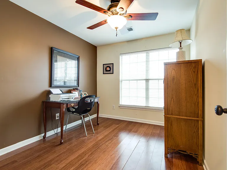 118 Carriage Ct — Photo 19