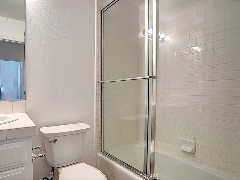 7124 Farralone Ave #110 — Photo 18