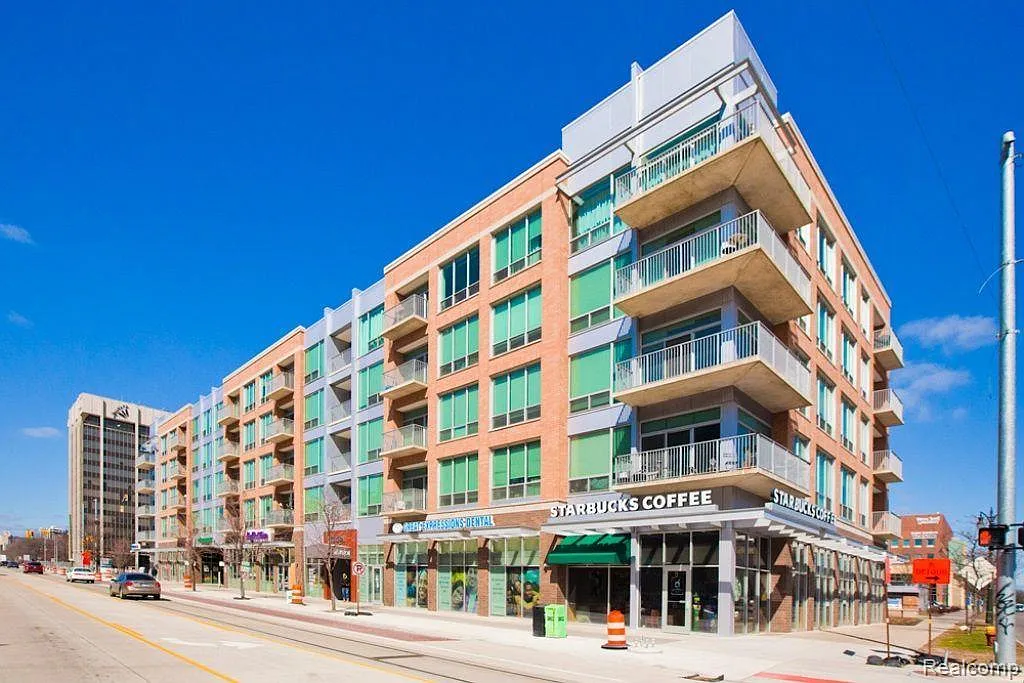 2 bed, 1127 sqft, $2,600 — Photo 1