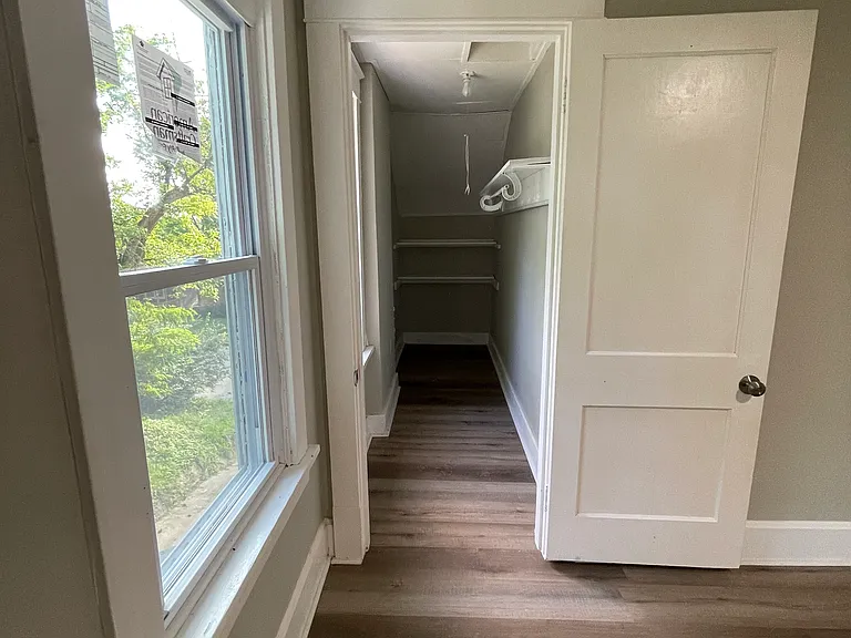 2456 Saturn St — Photo 4