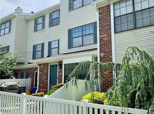 54 Covington Ct #54, East Brunswick, NJ 08816