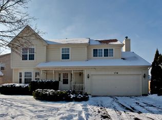 270 Cambridge Dr, Grayslake, IL 60030