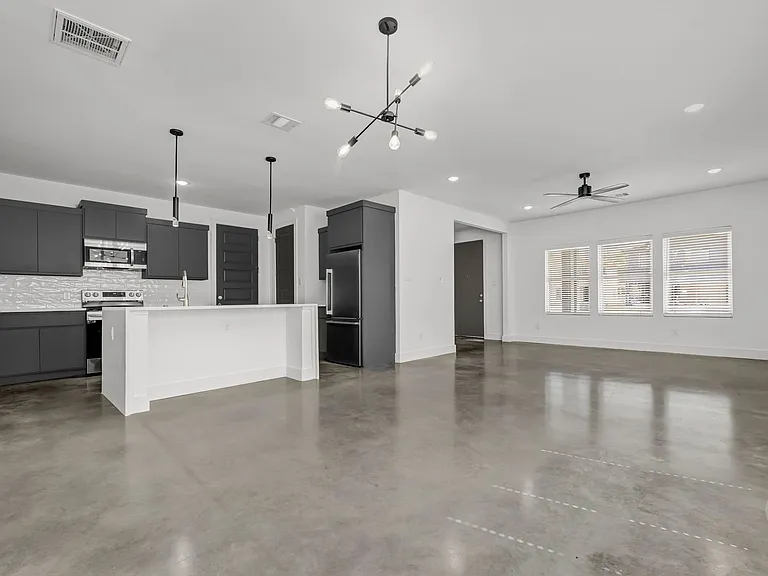 3013 Alpha Wolf Ct — Photo 14