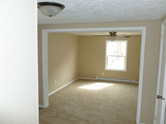 4th image of 1618 A Ave
