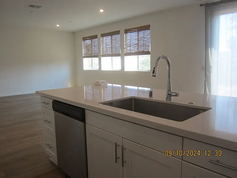 14584 Cessna Ln — Photo 10