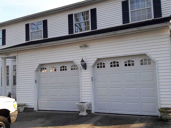 2nd image of 374 Southport St
