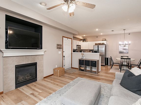 2nd image of 1636 NW Prairie Lakes Dr APT 3