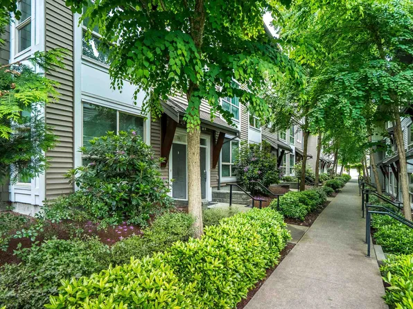 6671 121st St #74, Surrey, BC V3W 1T9