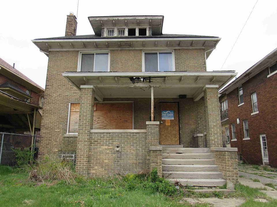4906 Ivanhoe