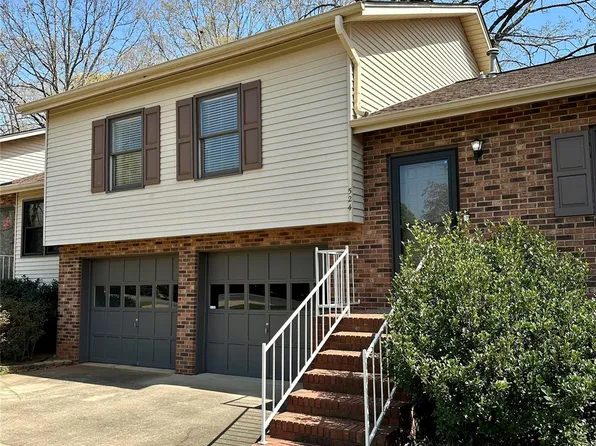 524 6th Street Cir NE, Conover, NC 28613