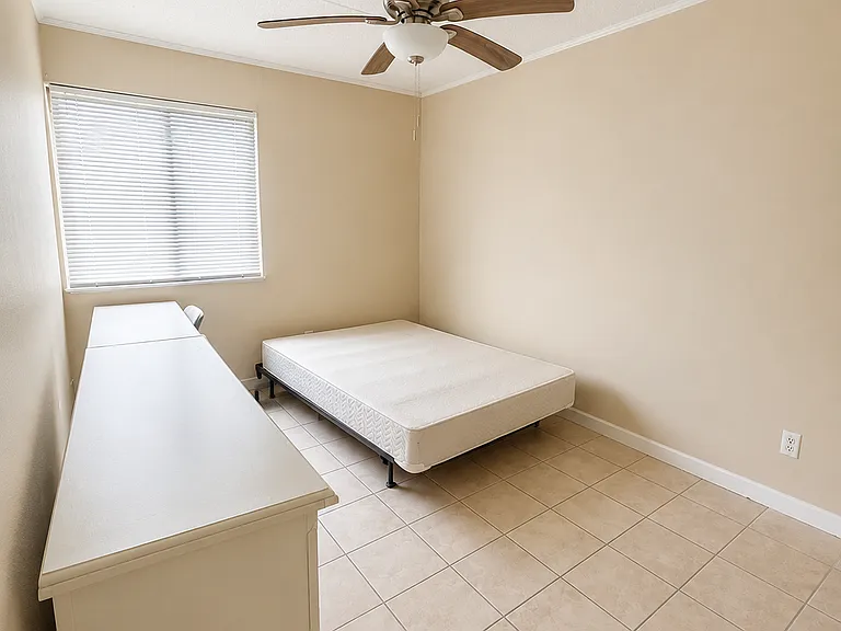 2718 SW Painter Ave #B106 — Photo 2