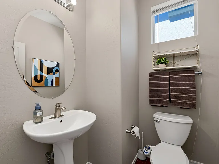 1231 S Amber St — Photo 17