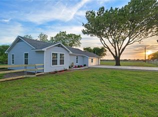 622 W Hammond St, Lancaster, TX 75146