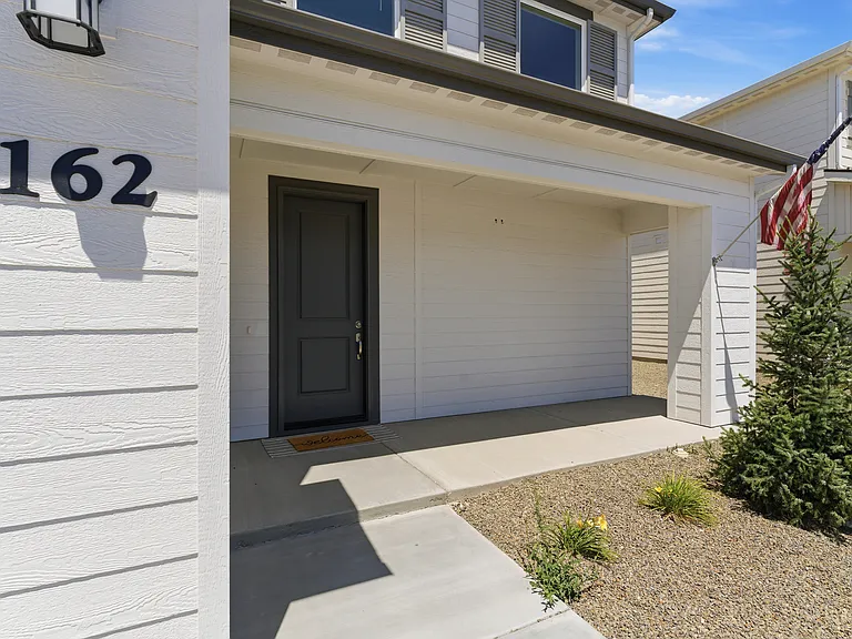 162 W Great Bear St — Photo 3