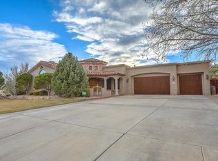 8601 Royal Glo Dr NE, Albuquerque, NM 87122