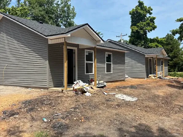 16 E 1st St, Mulberry, AR 72947
