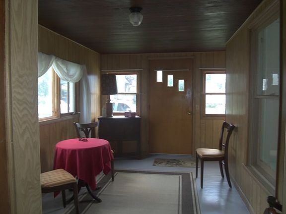 3rd image of 1052 Admiral Pl
