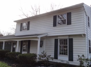 20 Bright Oaks Cir, Rochester, NY 14624