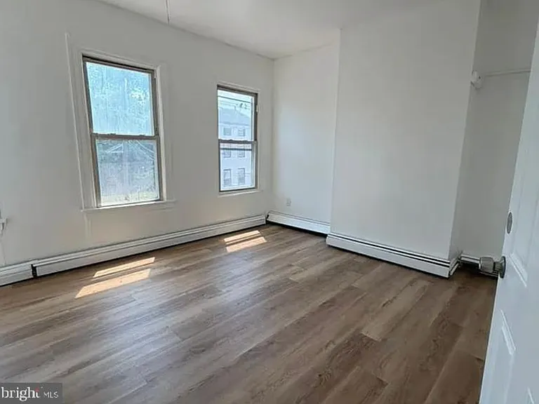 86 Spring St — Photo 5