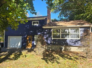 20 Fir Rd, Westford, MA 01886