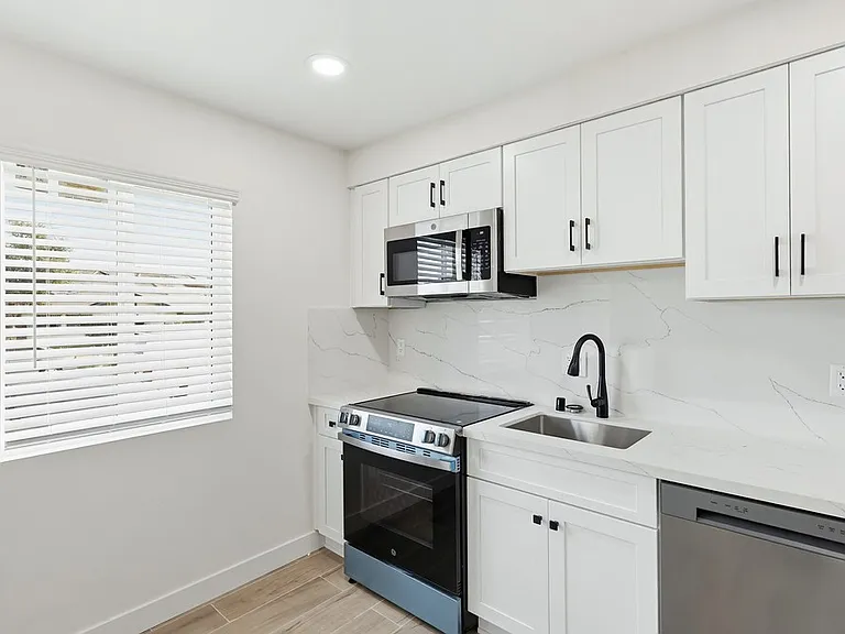3330 Altadena Ave #1 — Photo 7