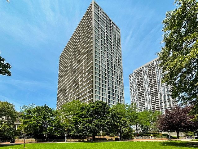 1st image of 1960 N Lincoln Park W APT 1912