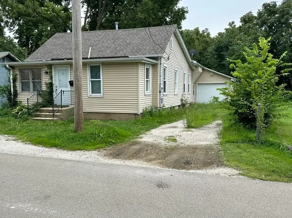 815 E Michigan St, Ottawa, IL 61350