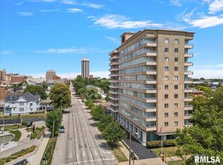 718 S 7th St APT 302, Springfield, IL 62703