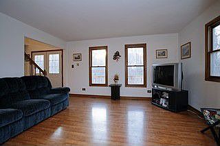 2nd image of 440 Garfield Ave