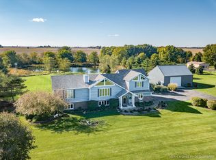 7739 E Sandwich Rd, Hinckley, IL 60520