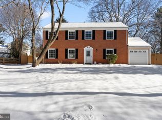4203 Kincaid Ct, Chantilly, VA 20151