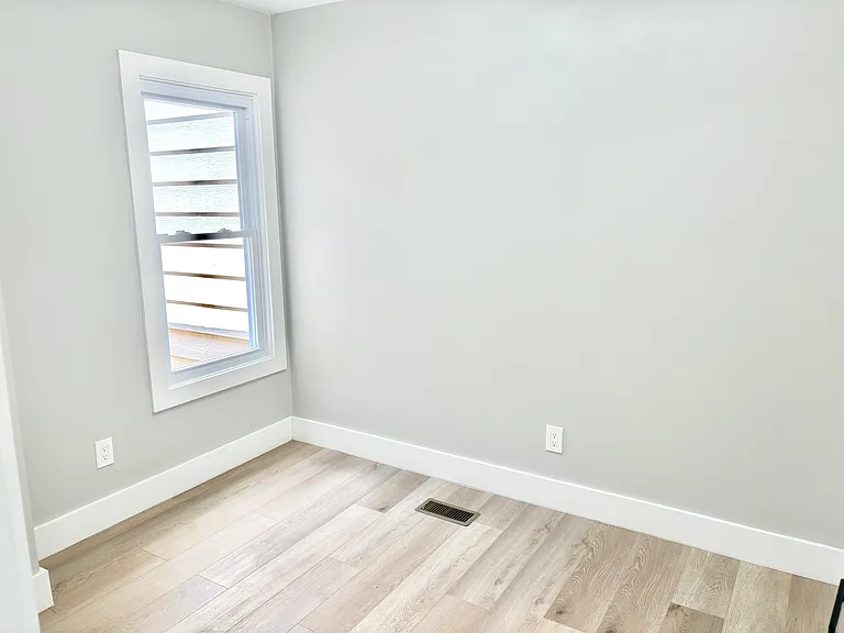 181 Washington St — Photo 14