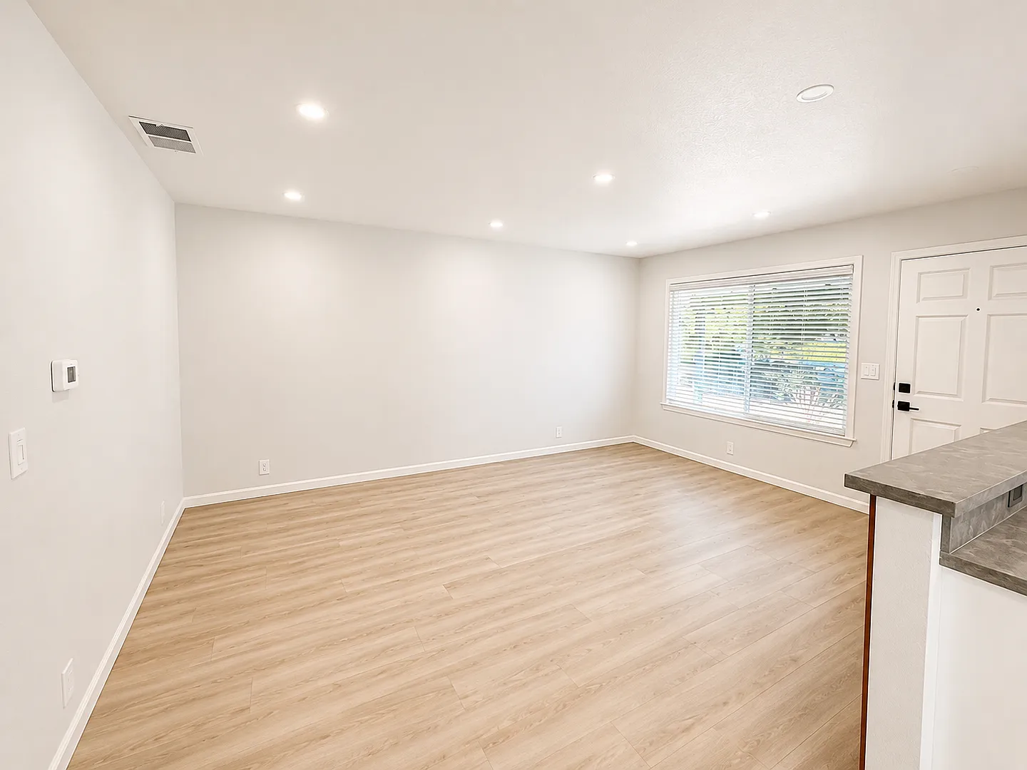 Beautifully Remodeled 3 bedroom home is in heart of Silicon Valley, near everything! — Photo 4