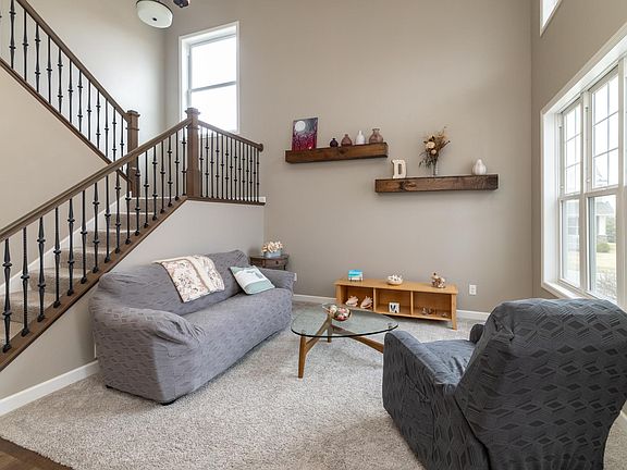 3rd image of 6598 Alverno Ln