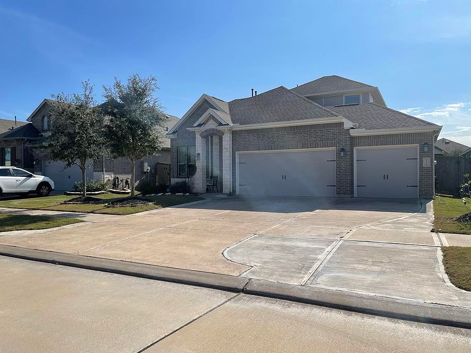 1st image of 30319 Iris Circle Ct