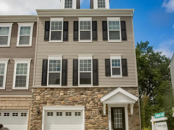 8910 Englewood Farms Dr, Manassas, VA 20112
