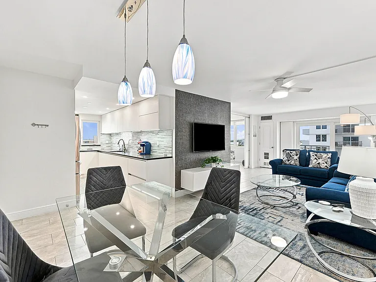 3221 S Ocean Blvd #902 — Photo 9