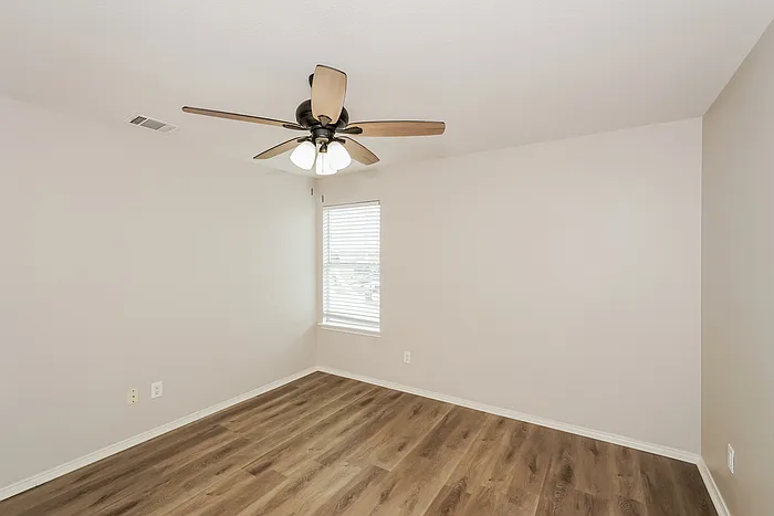 1848 Village Park Trl — Photo 12