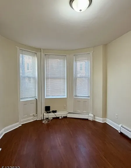 65 Clendenny Ave — Photo 7