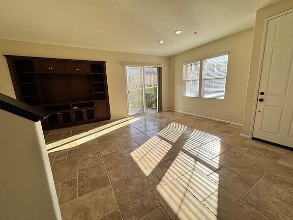 3rd image of 17011 Calle Trevino Unit 6