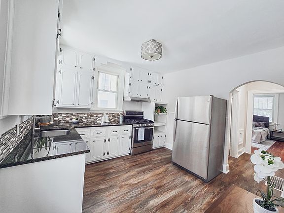 5th image of 2048 W Galbraith Rd