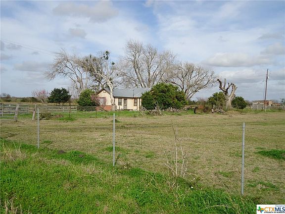 2nd image of 1587 County Road 429